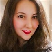 Profesora de Matemáticas e inglés da clases de apoyo a estudiantes de la ESO y bachillerato