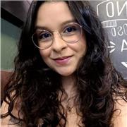 Professora particular de inglês online especializada em comunicação e conversação