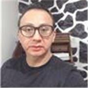 Clases de Historia de México y Universal; de Humanidades y Ciencias Sociales. Y para exámenes de admisión a la prepa y universidad