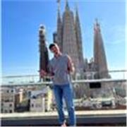 ¡Hola! Docente certificato di spagnolo con esperienze lavorative in Spagna. Vieni a studiare lo spagnolo con me e ti aiuterò a padroneggiarlo divertendoci!