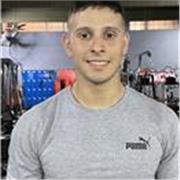 ESTUDIANTE AVANZADO DEL PROFESORADO DE EDUCACIÓN FÍSICA, CON EXPERIENCIA
EN GIMNASIOS, COLONIAS DE VACACIONES Y NATACIÓN. ORIENTAD