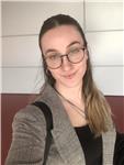Estudiante de bachillerato con selectividad realizada que imparte clases de asignaturas generales
