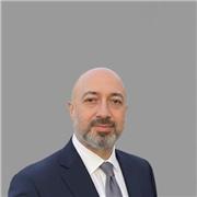 Business English for Professionals with coaching on presentation skills, rhetorical methods and body language knowledge