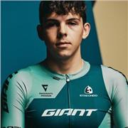 I am a IB graduate who is looking to tutor year 7-11 in a range of subjects