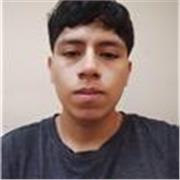 Estudiante de ingeniería imparte clases particulares a escolares y pre universitarios