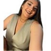 Profesora de marketing online para principiantes, modo teórico-práctico