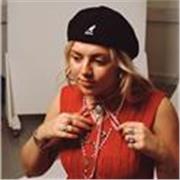 I'm helpful and kind with a wide span of art, design and fashion knowledge. For people who want to know how apply their creativity