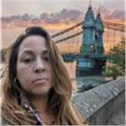 Brazilian Portuguese journalist working as tutor for all ages