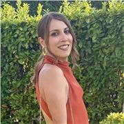 Docente di matematica e scienze (con laurea in biologia molecolare) impartisce lezioni di biologia e chimica a studenti di scuole superiori. Disponibile per ripetizioni e aiuto compiti anche per le scuole medie per tutte le materie