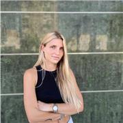 Fotografa e Grafica Creativa: Immagini e Design che Fanno la Differenza