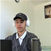 Mathe-Tutor, der Kinder von der ersten bis zur siebten Klasse unterstützen kann.