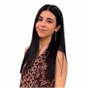Psicóloga sanitaria, cercana y con una gran vocación por el mundo infanto-juvenil. Me considero empática, paciente y entusiasta.
