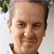 Profesional, responsable, comprometido, serio, entusiasta, leal, empático, creativo. A chicos que necesiten regularizarse en nivel secundaria o preparatoria (Álgebra)