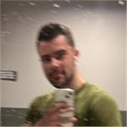 Pratiquant d’art martiaux mixtes loisir et éducateur sportif