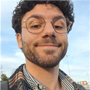 Ciao! Sono Alessandro e non vedo l'ora di raggiungere con te ogni obiettivo accademico tu ti possa prefissare!