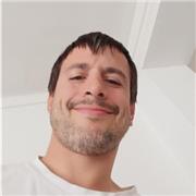 Pour tous types de public, de l'initiation au perfectionnement. Utilisation ou non de petit matériel pour travailler sous forme de circuit la coordination, l'équilibre, le renforcement musculaire, le temps de réaction, la préhension, la mobilité etc