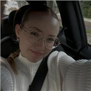 Englisch Tutor, die Kinder aller Altersgruppen unterrichten. Englisch verstehen. Sicher sprechen. Besser performen