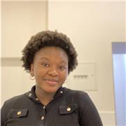 Friendly and patient English tutor helping students improve speaking and writing skills.