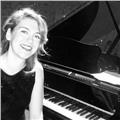 Piano lessons in english. online and face to face