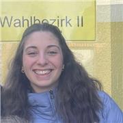 studentessa di 18 anni con livello C1 certificato dà lezioni di tedesco dopo aver vissuto un anno in Germania