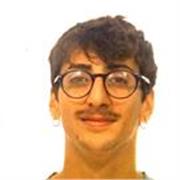 Studente universitario, diplomato al liceo classico Umberto I