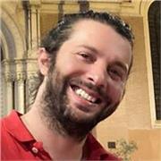Insegno pianoforte, armonia e composizione. Diplomato al Conservatorio