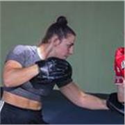 Clases particulares y grupales en Finestrat. ¿Quieres aprender a boxear disfrutando de buen ambiente y un entorno relajante? ¡Contacta conmigo!