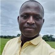 Bonjour je suis titulaire d'un diplôme en anglais.