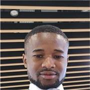 Professeur de lettres et de littérature française. Grammairien et linguiste de formation.