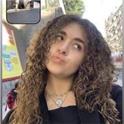 studentessa universitaria offre ripetizioni di inglese e francese per ragazzi delle scuole medie e superiori