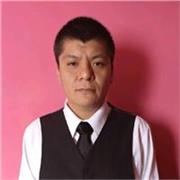 Maestro de apoyo para alumnos en el área de computación