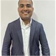 Profesor de niños de primaria y secundaria