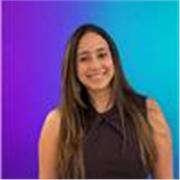 Soy experta en Marketing Digital y me encanta compartir mis conocimientos con jóvenes universitarios que están empezando en este mundo tan apasionante y con mucho futuro. 