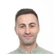 Curioso per vocazione. Vivo tra ricerca, musica, cinema e motorsport, sempre alla ricerca di idee che facciano la differenza.