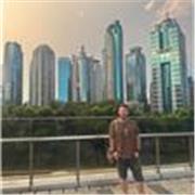 Offro supporto a bambini della scuola elementare o medie, per compiti o comprendimento di lezioni di inglese.