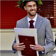 Laureato triennale in scienze biologiche, propone ripetizioni di scienze e biologia online per ragazzi/ di tutte le scuole.