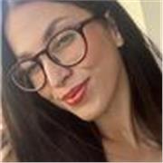 Soy una persona apasionada por el conocimiento y la enseñanza. Disfruto de aprender y fomentar la inclusión.