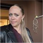 Madrelingua francese per conversazione o aiuto compiti! Completamente bilingue. 
Laureata in Lingue e letterature.
