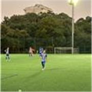 Monitor de niños con experiencia. Puedo ofrecer horas como canguro si es necesario también 