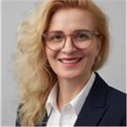 Experienced English teacher offering engaging lessons for teenagers and adults seeking fluency.