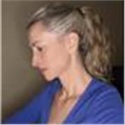 Soy coach emocional y acompaño a las personas en sus procesos de crecimiento personal además de profesora de idiomas 