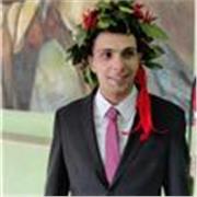 Laurea triennale in Studi Umanistici e laurea magistrale in Storia. Offro lezioni di latino online