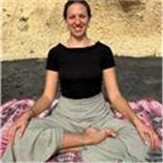 Insegnante di Hatha Yoga. Lezioni Online