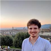 Laureato in Ingegneria meccanica propone lezioni di Matematica e Fisica per la scuola superiore e le facoltà di medicina, economia