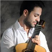 Concertista e docente di chitarra laureato con il massimo dei voti al conservatorio  D. Cimarosa  di Avellino