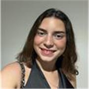 Profesor de apoyo en tareas o estudio especializado en niños de educación primaria