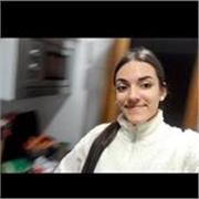 Doy clases particulares de inglés de refuerzo , cuento con el B1 en inglés y francés. Estoy disponible por la zona de vigo