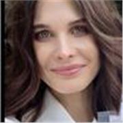 Englischlehrerin mit 2. Staatsexamen und TESOL-Qualifikation bietet Online-Unterricht für alle Niveaus