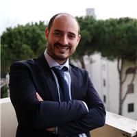 Laureato offre ripetizione a studenti universitari di archeologia classica