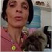 Mujer Argentina ( Latina) enseña Español Nativo a jovenes y Adultos